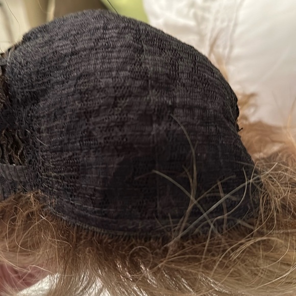 RENEE OF PARIS Audrey Brand-New with tags. - Picture 7 of 10